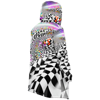 OPTICAL ILLUSIONS Microfleece Cloak
