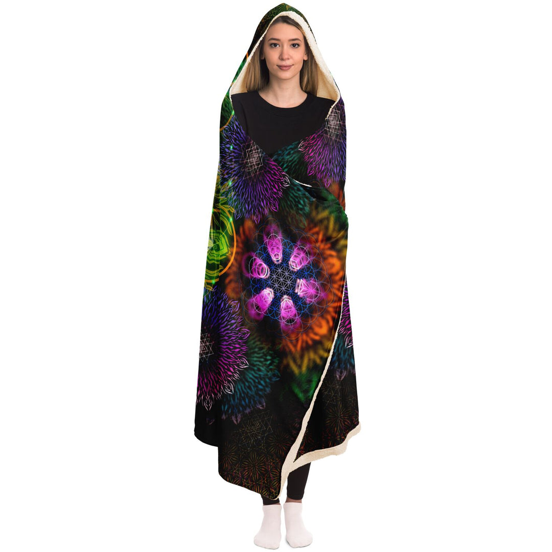 GEOMETRIC LOVE Hooded Blanket - YANTRART