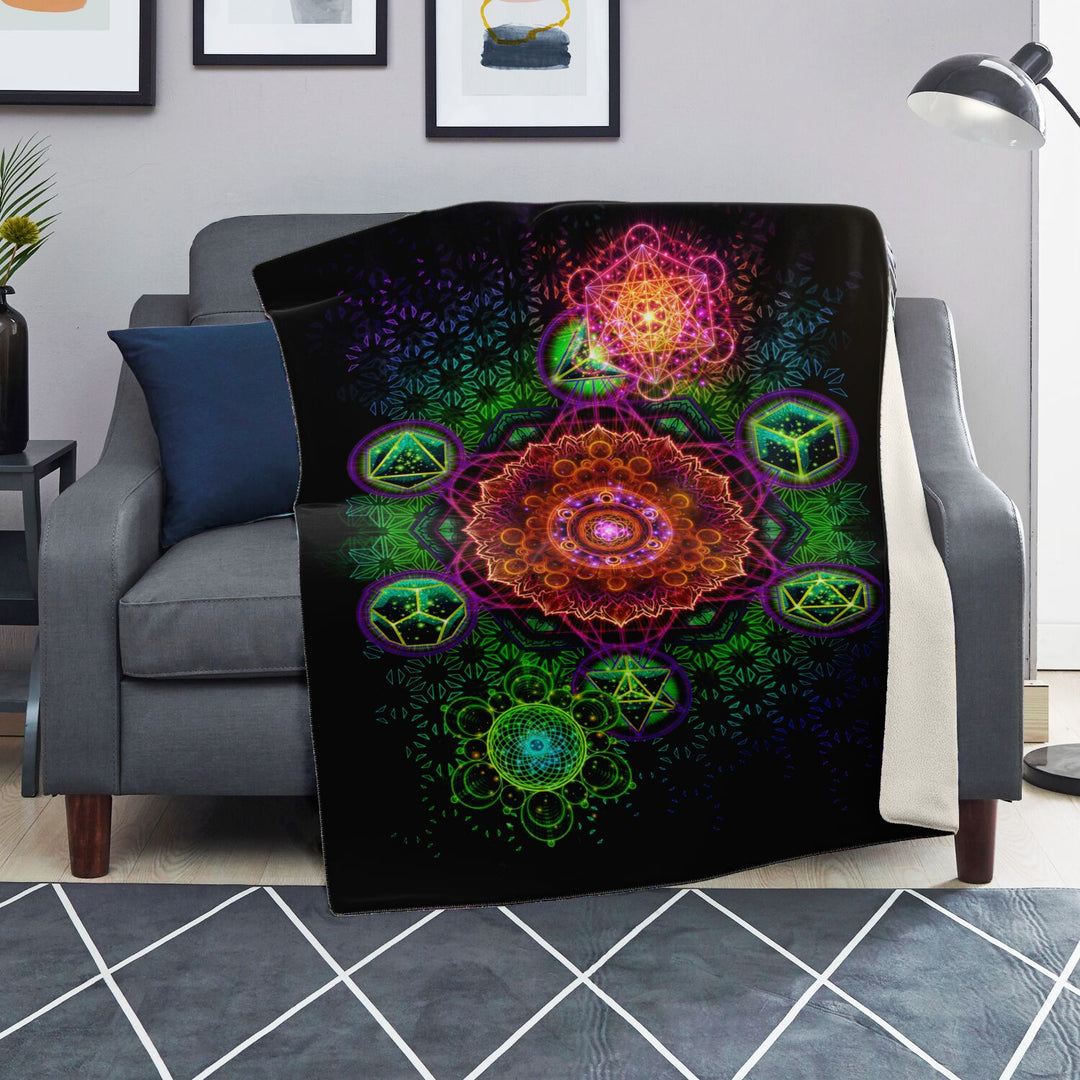 GEOMETRIC SOLIDS Premium Microfleece Blanket