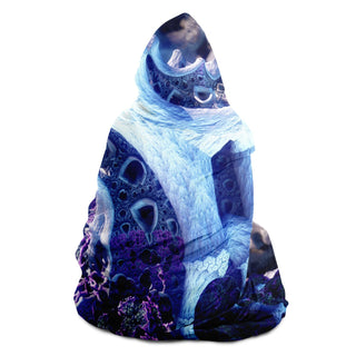BLU PRISM Hooded Blanket | FRACTUALLY