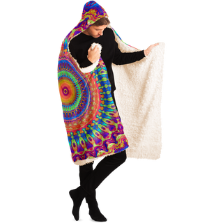 Psych-Owl | Hooded Blanket | Makroverset