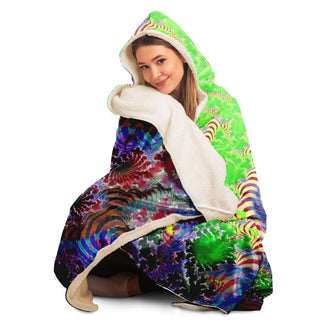 Electric Hum | Hooded Blanket | Makroverset