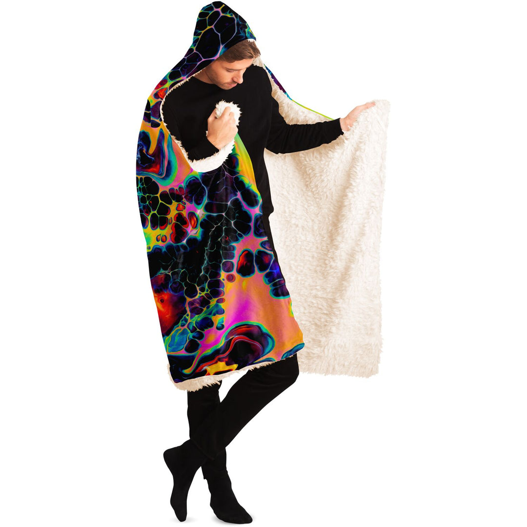 RIPTIDE Hooded Blanket | GEOGLYSER