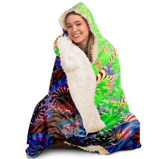 Electric Hum | Hooded Blanket | Makroverset