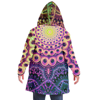 Between Beyonds | Cloak | Makroverset