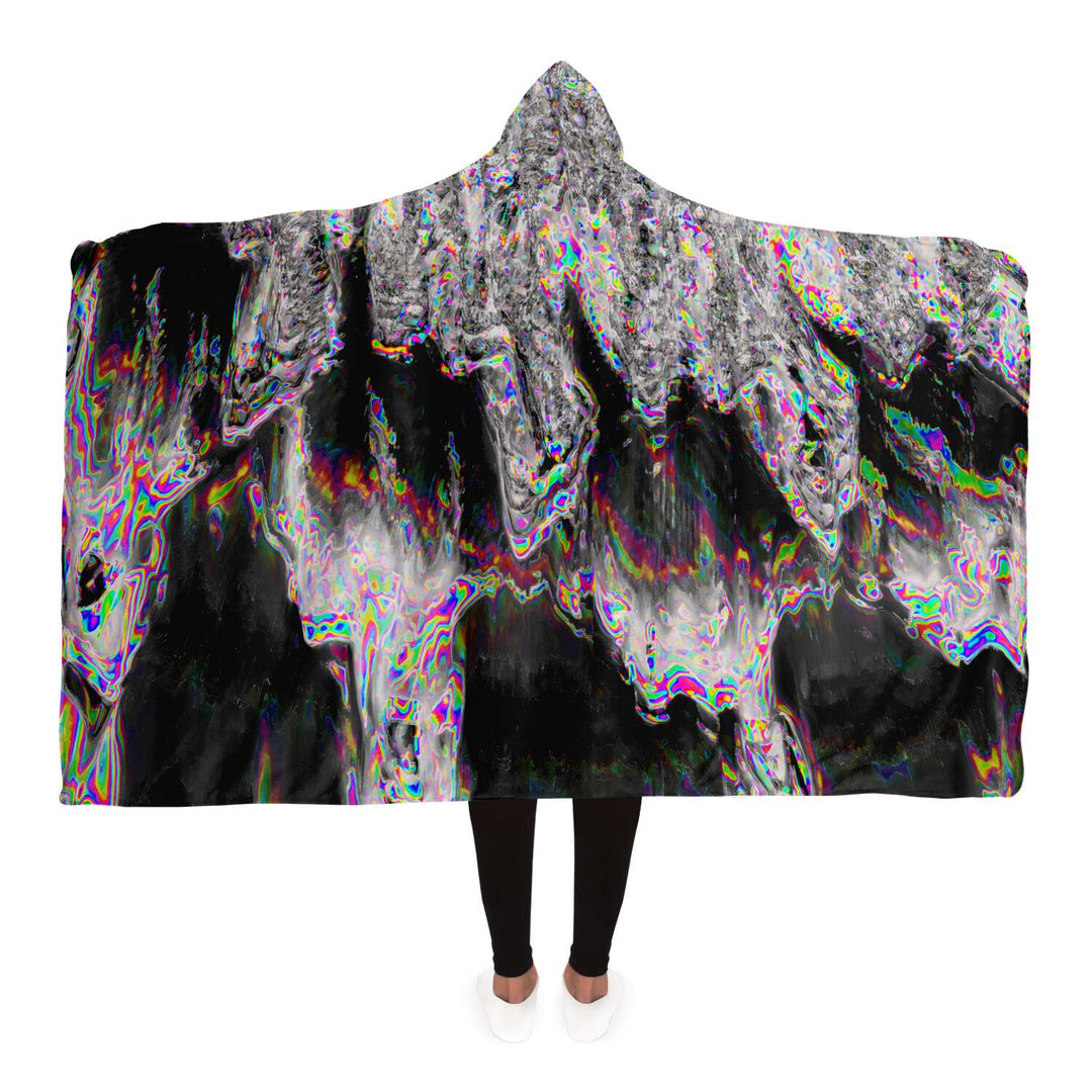 Overglitch_B | Hooded Blanket | Makroverset