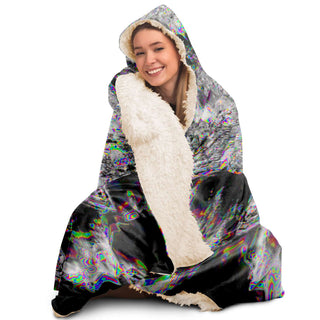 Overglitch_A | Hooded Blanket | Makroverset