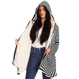 Closed Eye Visuals | Cloak | Hubert Solczynski