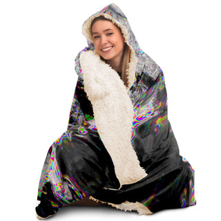 Overglitch_B | Hooded Blanket | Makroverset