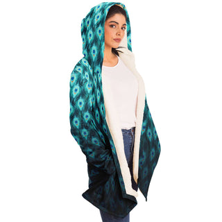 Trippy Peacock Feathers | Cloak | Mandalazed