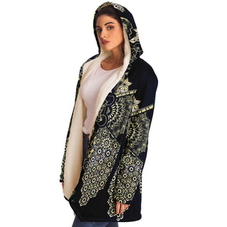 GEOMETRY GOLD CLOAK | MIL ET UNE