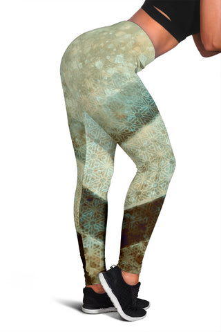 Hexagons and Paint Blobs - Green | Leggings | Mandalazed