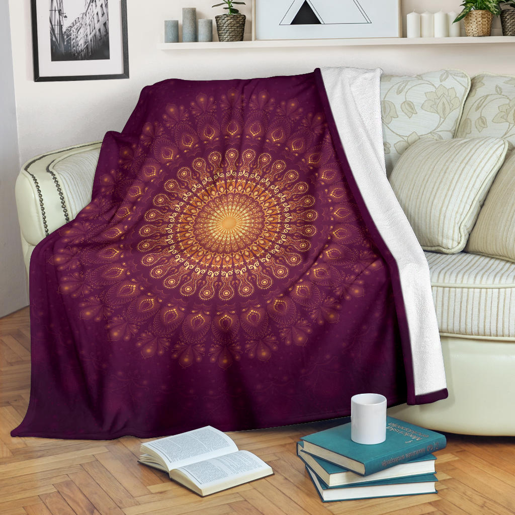 Peacock Feather Mandala - Moon | Blanket | Mandalazed