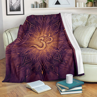 Mystical Aum Chakra Mandala - Amethyst | Blanket | Mandalazed