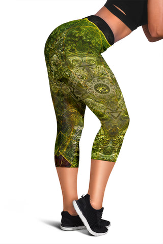 RÃ | Womens Capris by Cosmic Shiva