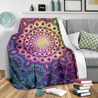 Between Beyonds | Microfleece Blanket | Makroverset