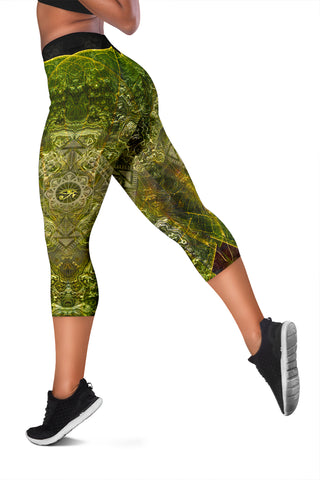 RÃ | Womens Capris by Cosmic Shiva