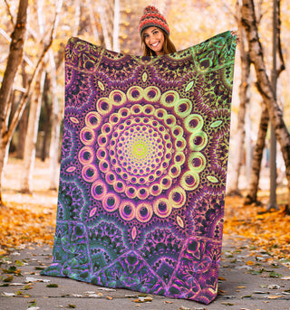 Between Beyonds | Microfleece Blanket | Makroverset