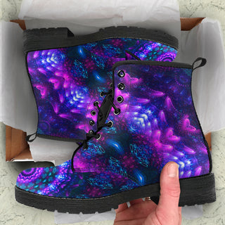 Cameron Gray | Festival Vibes | Leather Boots