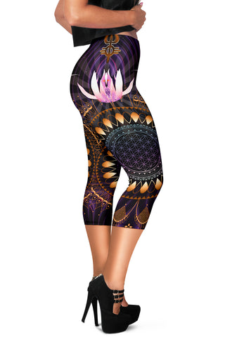 Humming || Women capris || by Cosmic Shiva