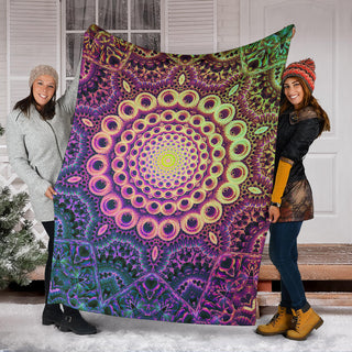 Between Beyonds | Microfleece Blanket | Makroverset