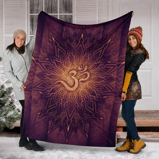 Mystical Aum Chakra Mandala - Amethyst | Blanket | Mandalazed