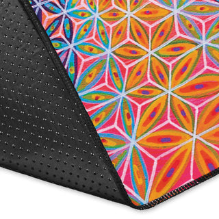 HOLY MOMENT RUG | BART VAN HERTUM