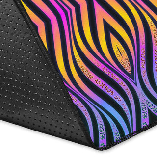 Xenowave | Rug | Hakan Hisim